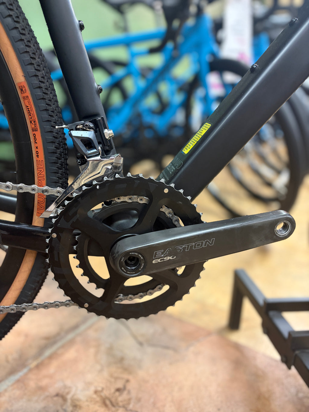 Shop Demo / Used Custom Renegade Shimano GRX 2x11 | Size 54