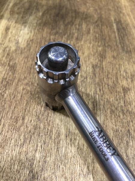 Thru Axle Dual Sided Crombie Tool S Group