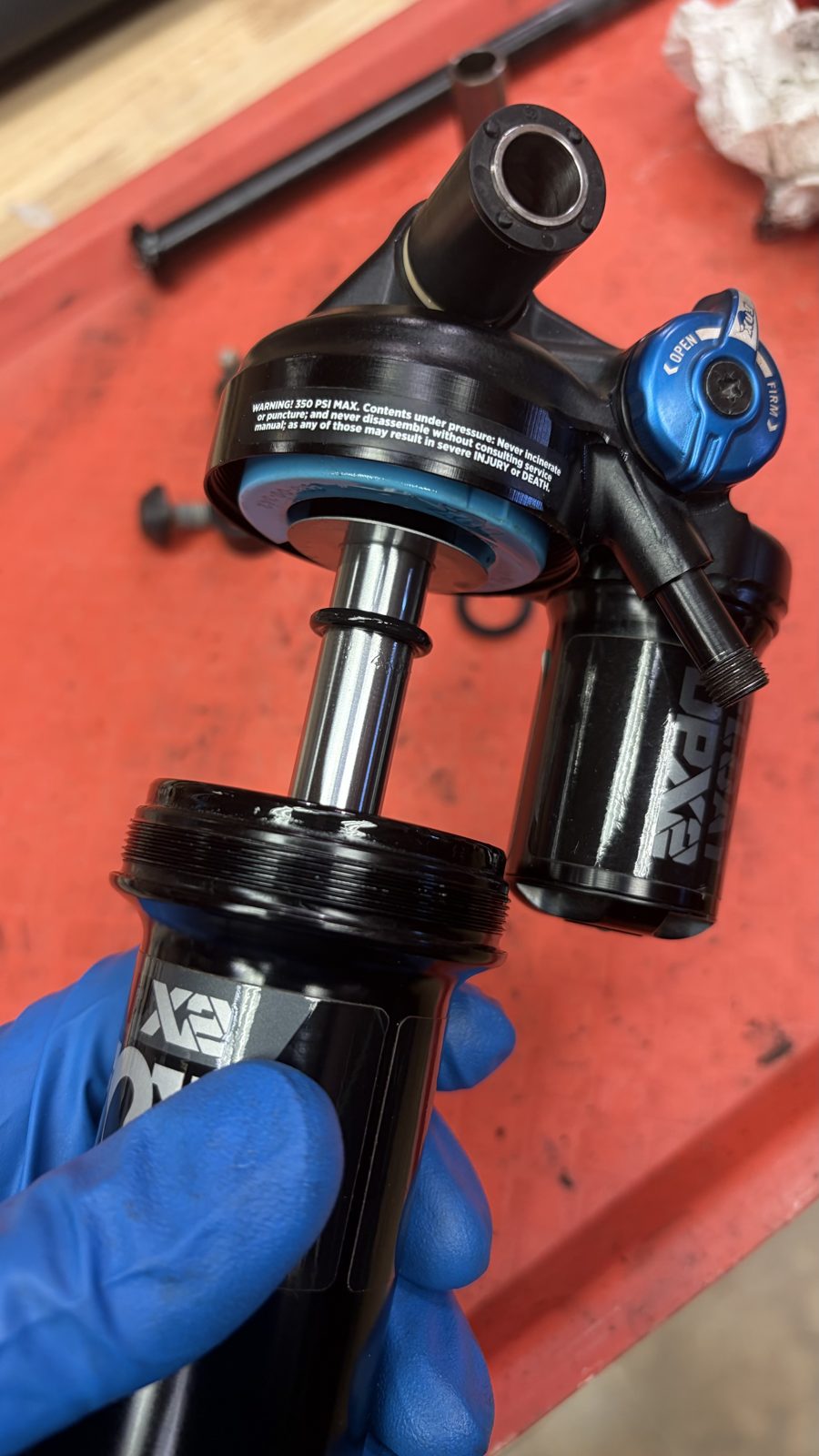Rear shock service at the Maklin bench